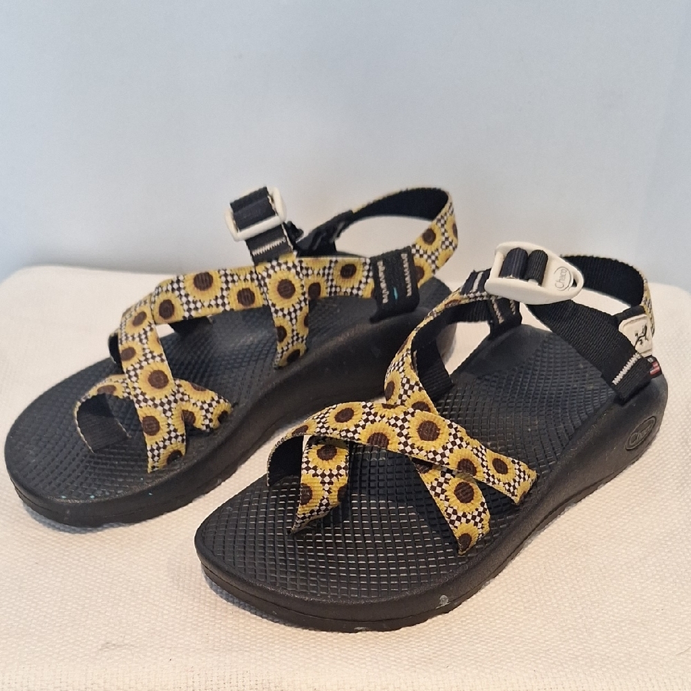 Chaco Black And White Checkered Patterned With Su… - image 1